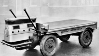 Hydrocar von Linde Material Handling Der Hydrocar, eines der ersten Lastenfahrzeuge von Linde Material Handling