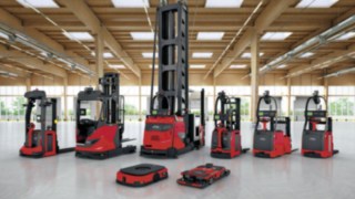 Erleben Sie die Automatisierungslösungen von Linde Material Handling bei der LogiMAT 2024. Fahrerlose Transportsysteme (FTS) und Autonome Mobile Roboter (AMR) von Linde